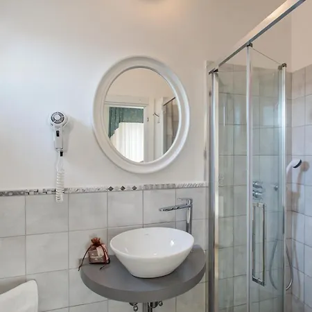 Tres Jolie Otel Cattolica