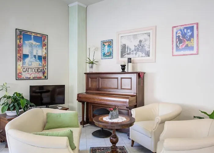 Tres Jolie Szálloda